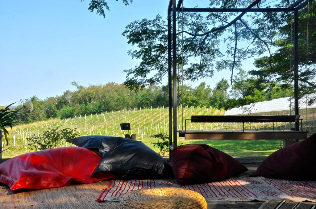 Фото Issara Boutique Winery Hotel