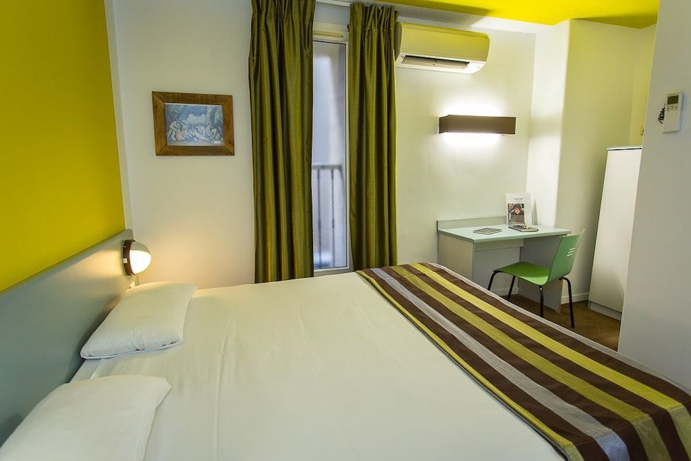 Фото LIFE Marseille VP Hotel