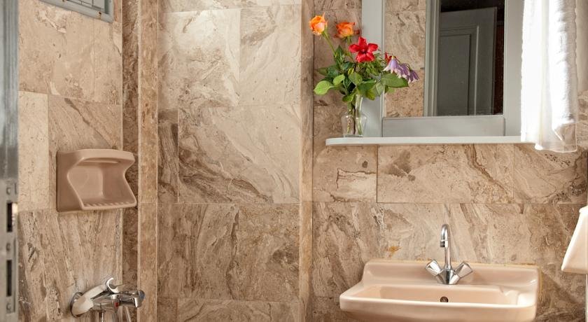 Фото Vlachakis Hotel