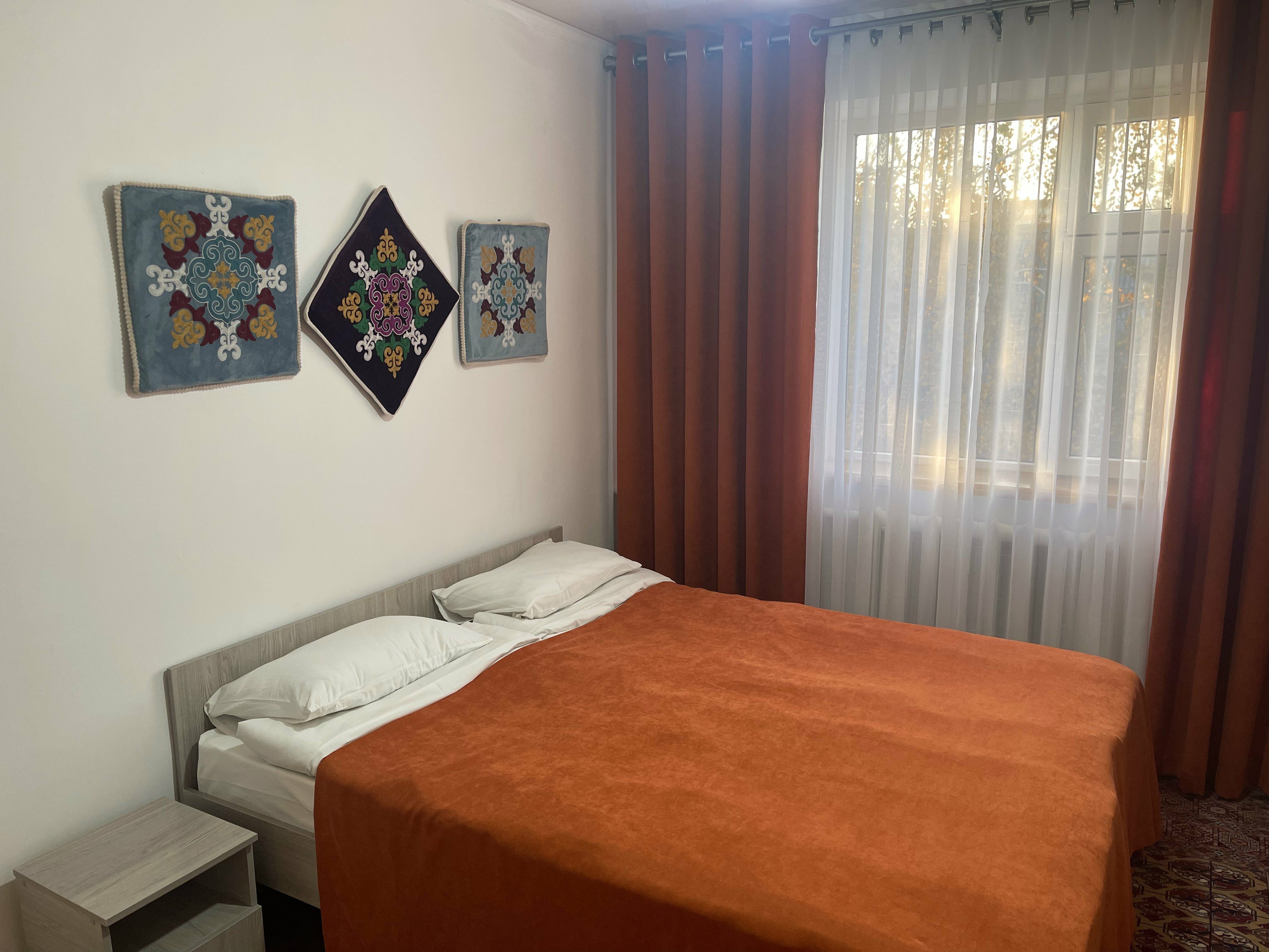 Фото Family Guest House & Hostel