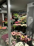Магазин цветов Екатерины Икерт (Toreza Avenue, 77к1) ، محل زهور