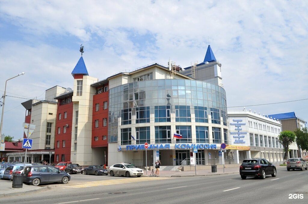 University Tyumenskiy gosudarstvenny universitet Institut gosudarstva i prava, Tyumen, photo