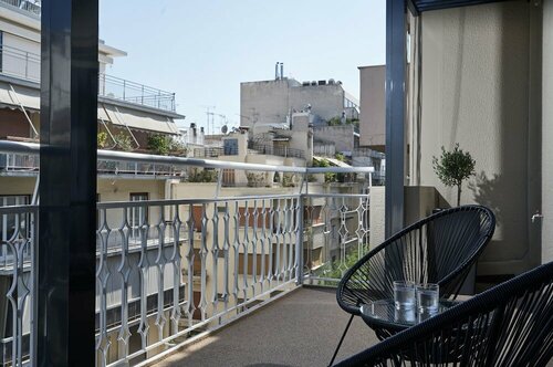 Patriarchou 4bd Art Deco Penthouse