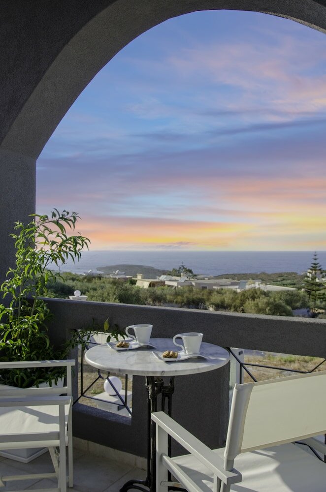 Фото Апарт-Отель Talos Luxury Suites