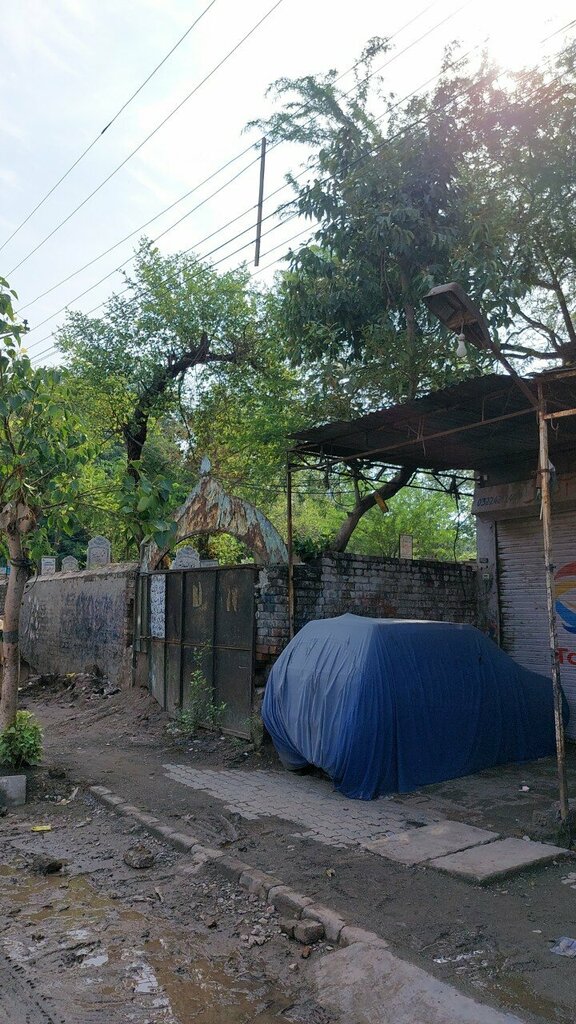 Cemetery Qabarastan Sodiwal Pind, Lahore, photo