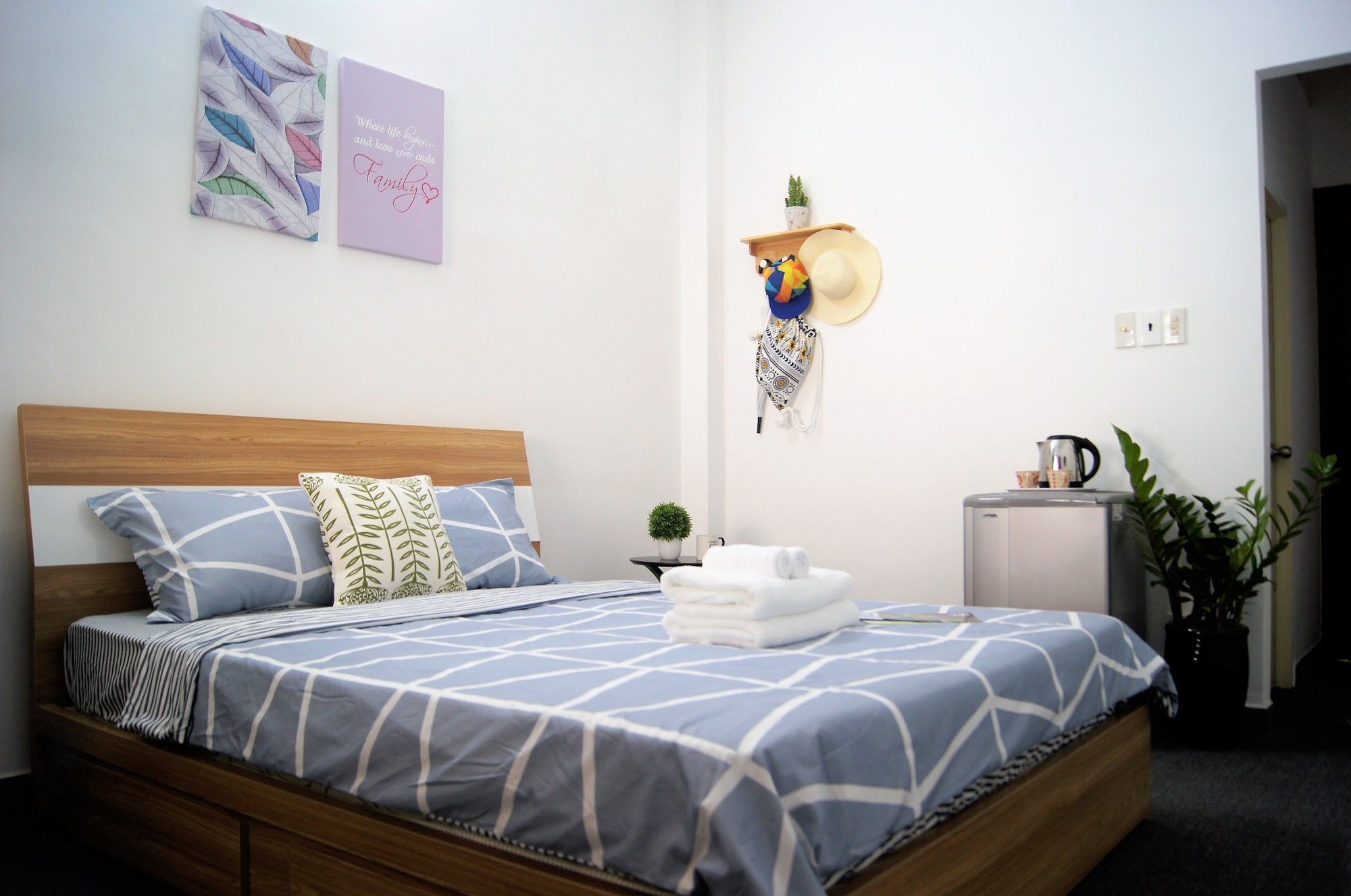 Фото Holo Fairy House Saigon Homestay - Adult Only