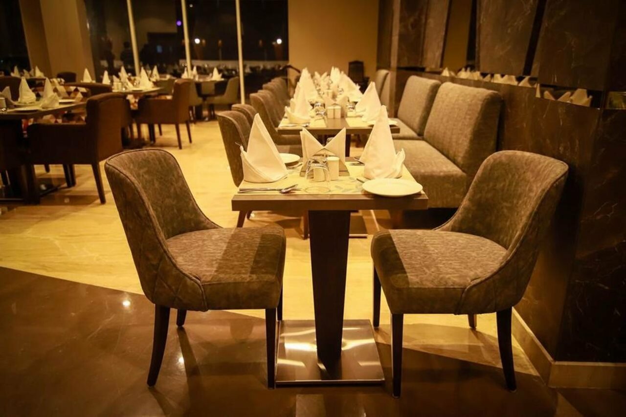 Фото Ramada by Wyndham Aligarh Gt Road