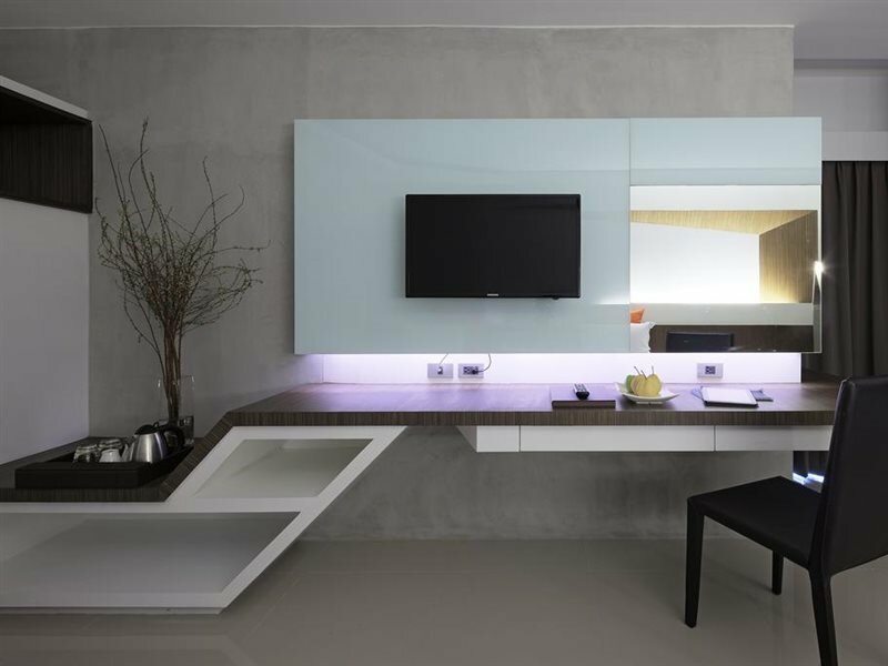 Фото Nine Forty One Hotel