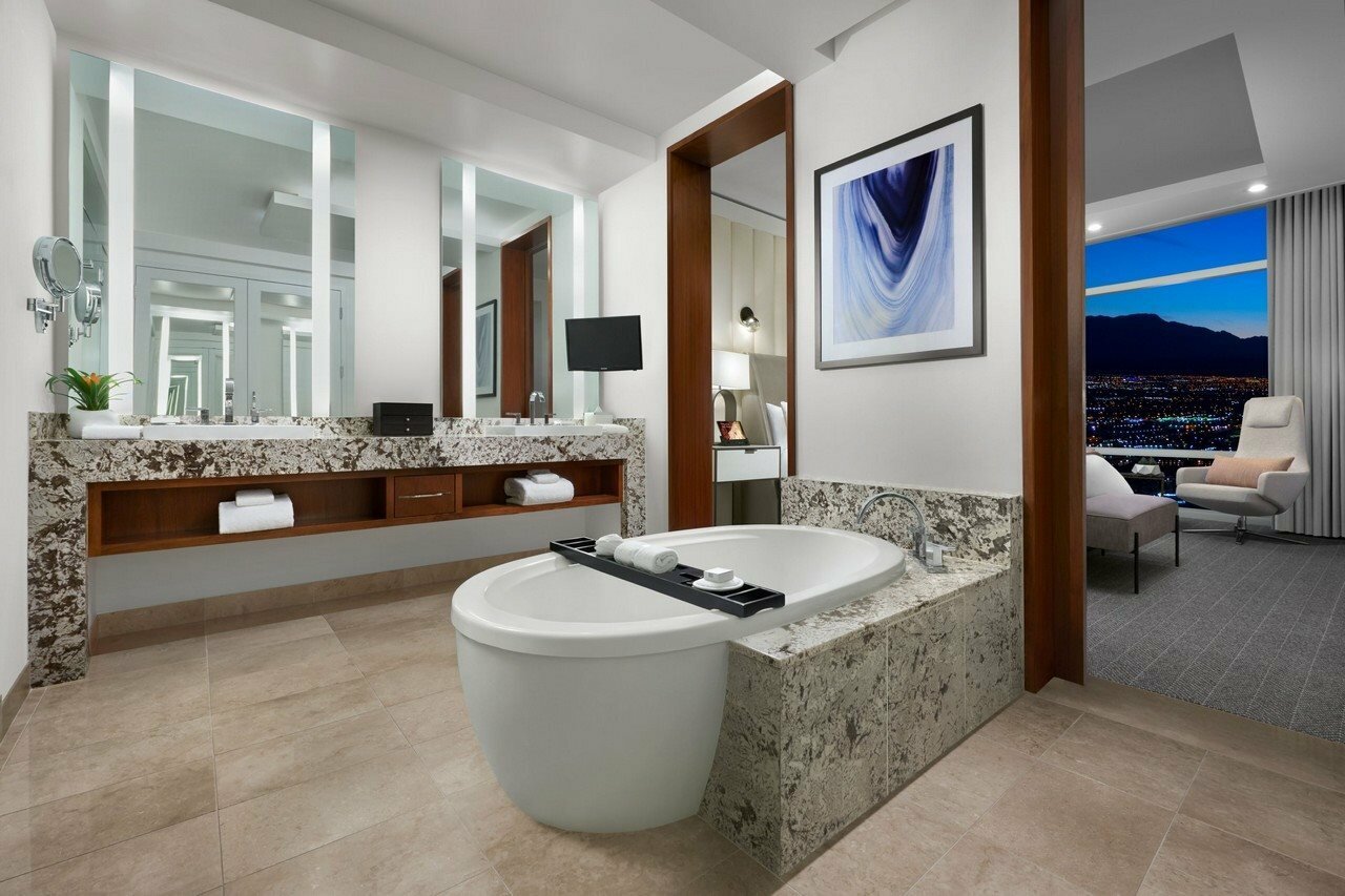 Фото Aria Sky Suites