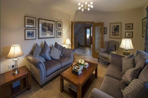 Внешний вид отеля Crowfield House в Округе Побережье и Долине, фото 3