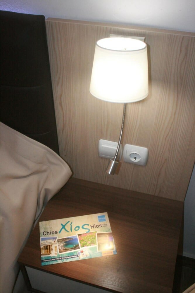 Фото Mastic Point Studios