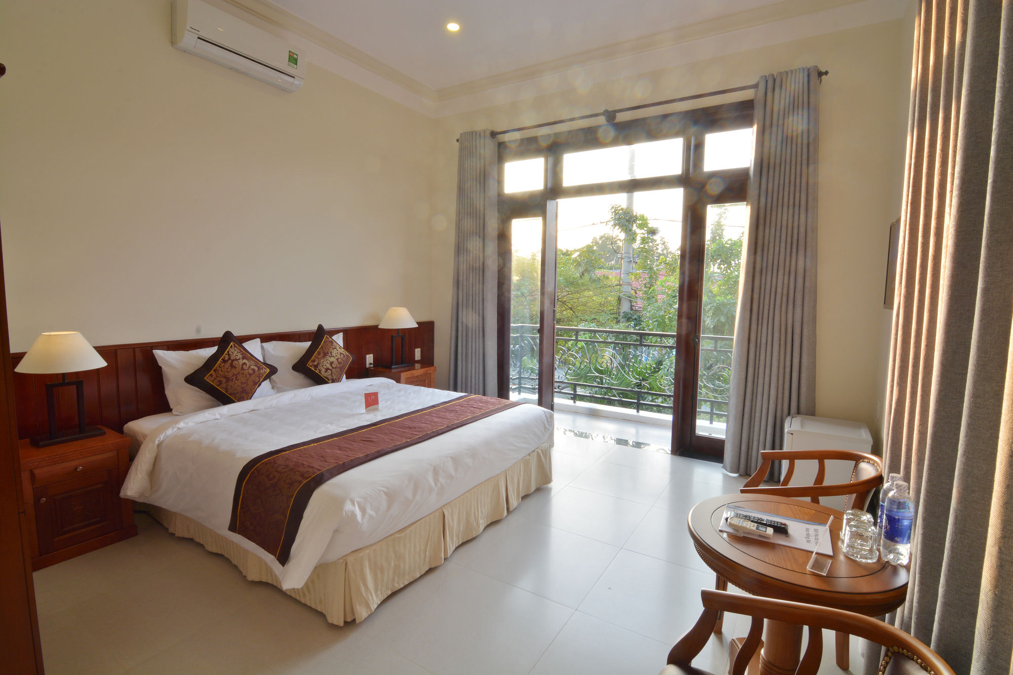 Фото Red Rose Villa Hoi An