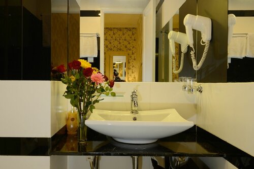 Гостиница Golden Star Hotel в Хошимине