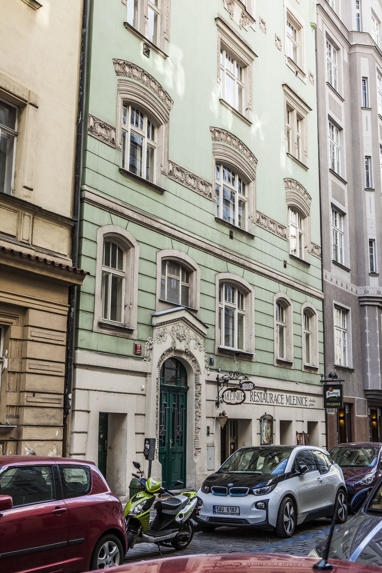 Фото The Emerald