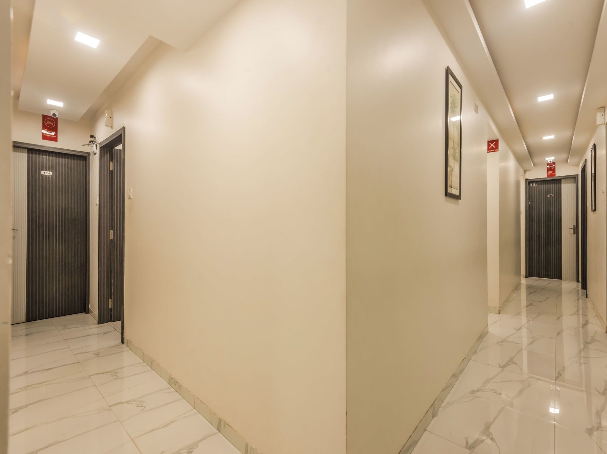 Фото Oyo 7407 Hotel Blue Sea