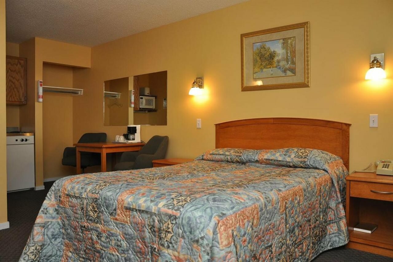 Фото Canadas Best Value Inn Kelowna