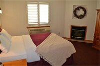 Фото Anaco Bay Inn