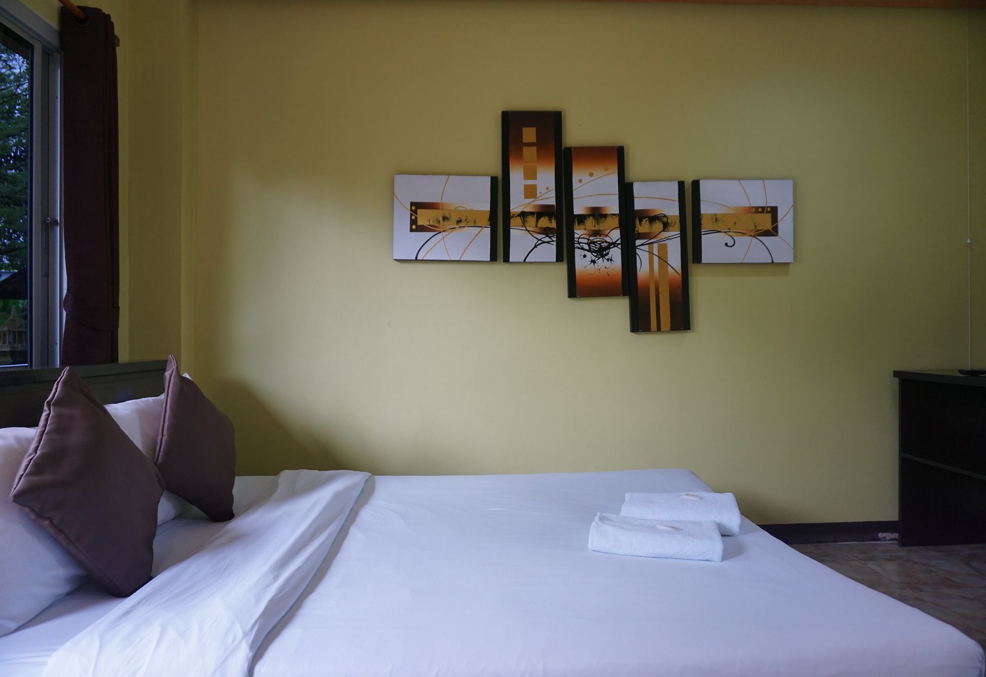 Фото Phoemphoon 2 Hotel