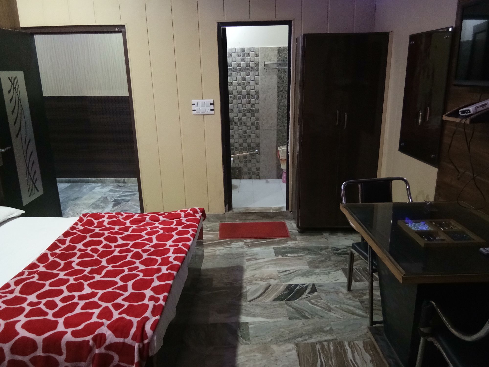 Фото Puri Guest House