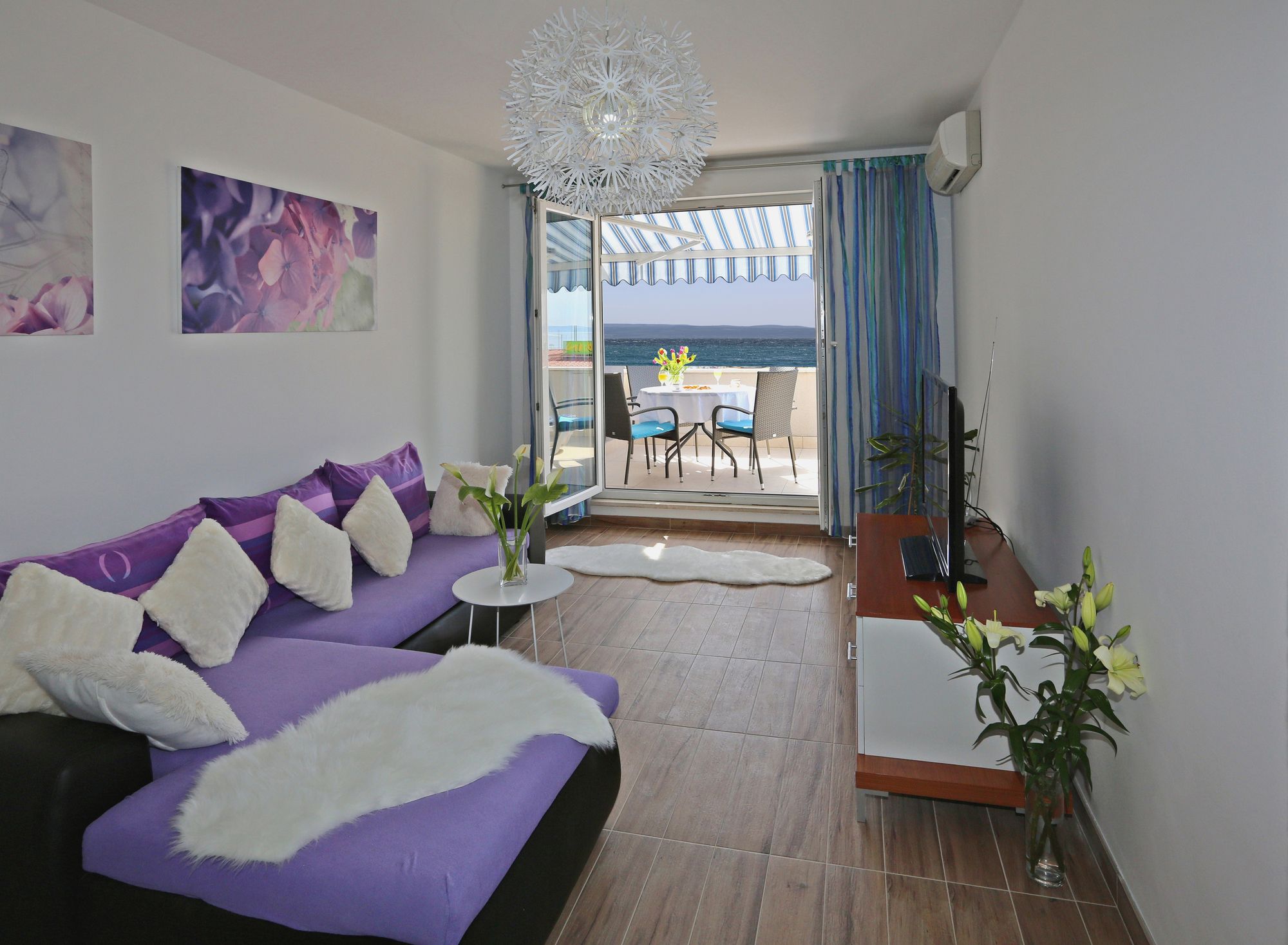 Фото Beachfront Holiday Apartments