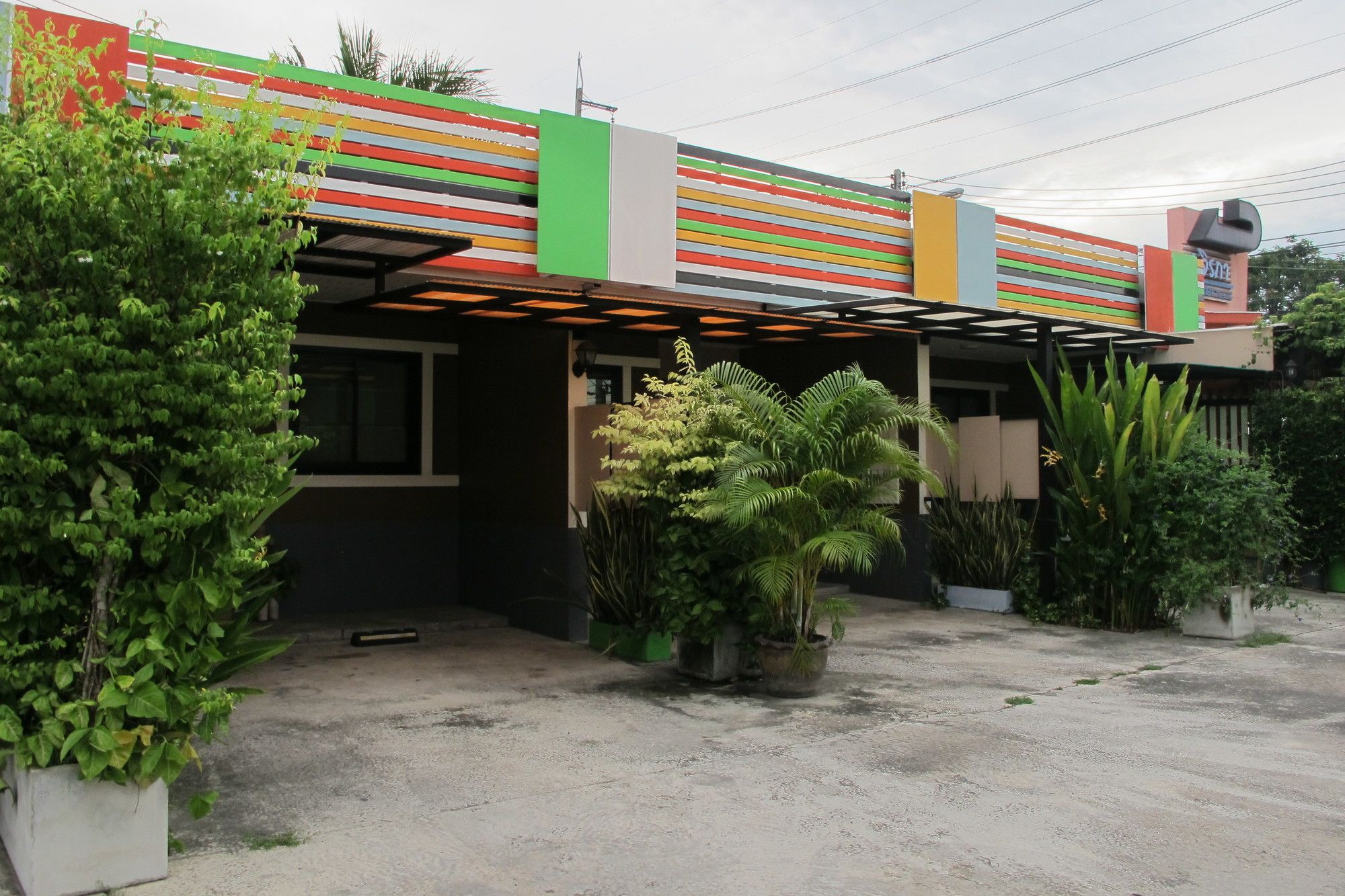 Фото Jirapa Modern Resort