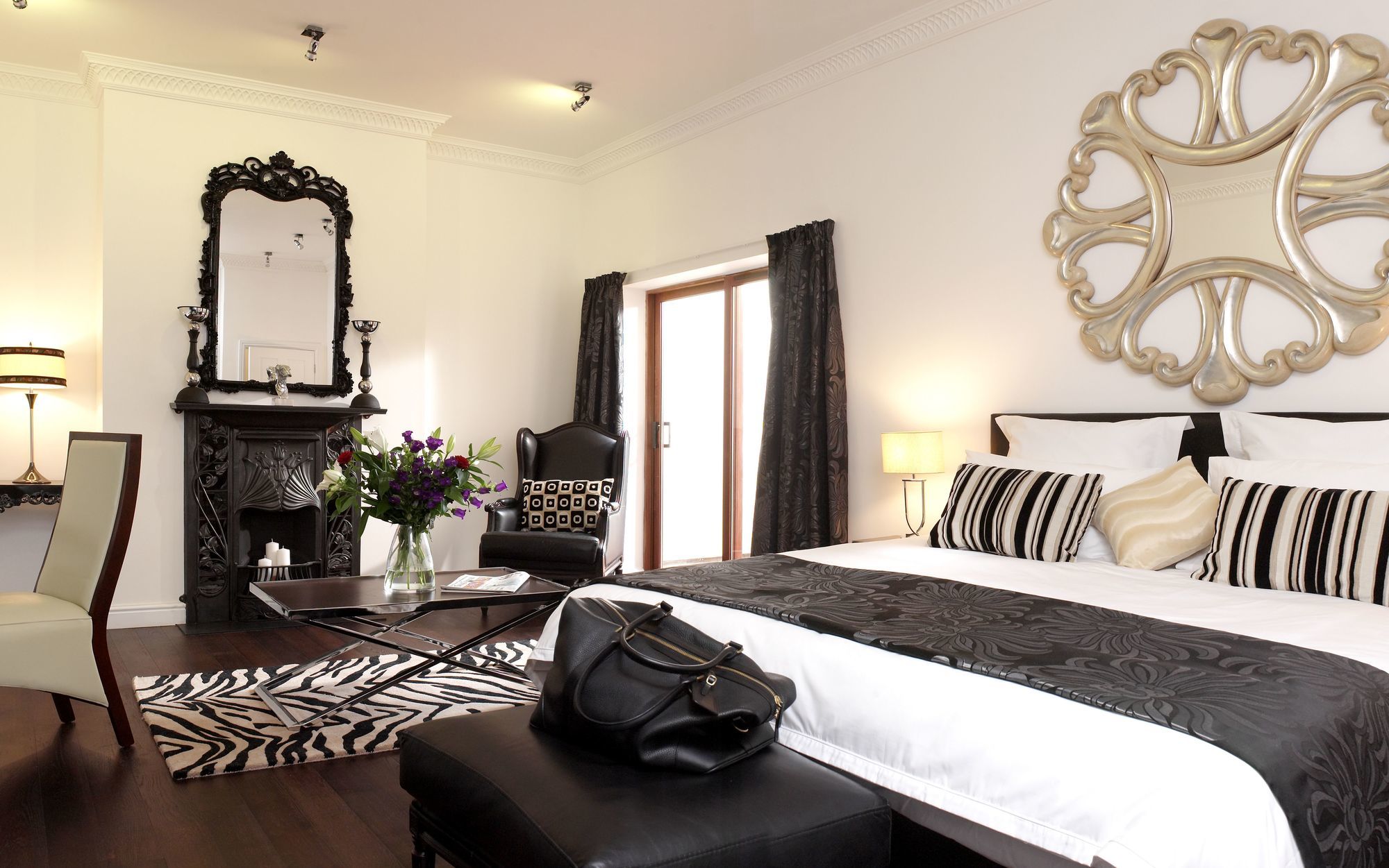 Фото Strozzi Palace Suites by Mansley