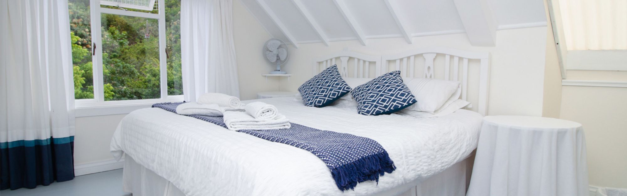 Фото Beside Still Waters