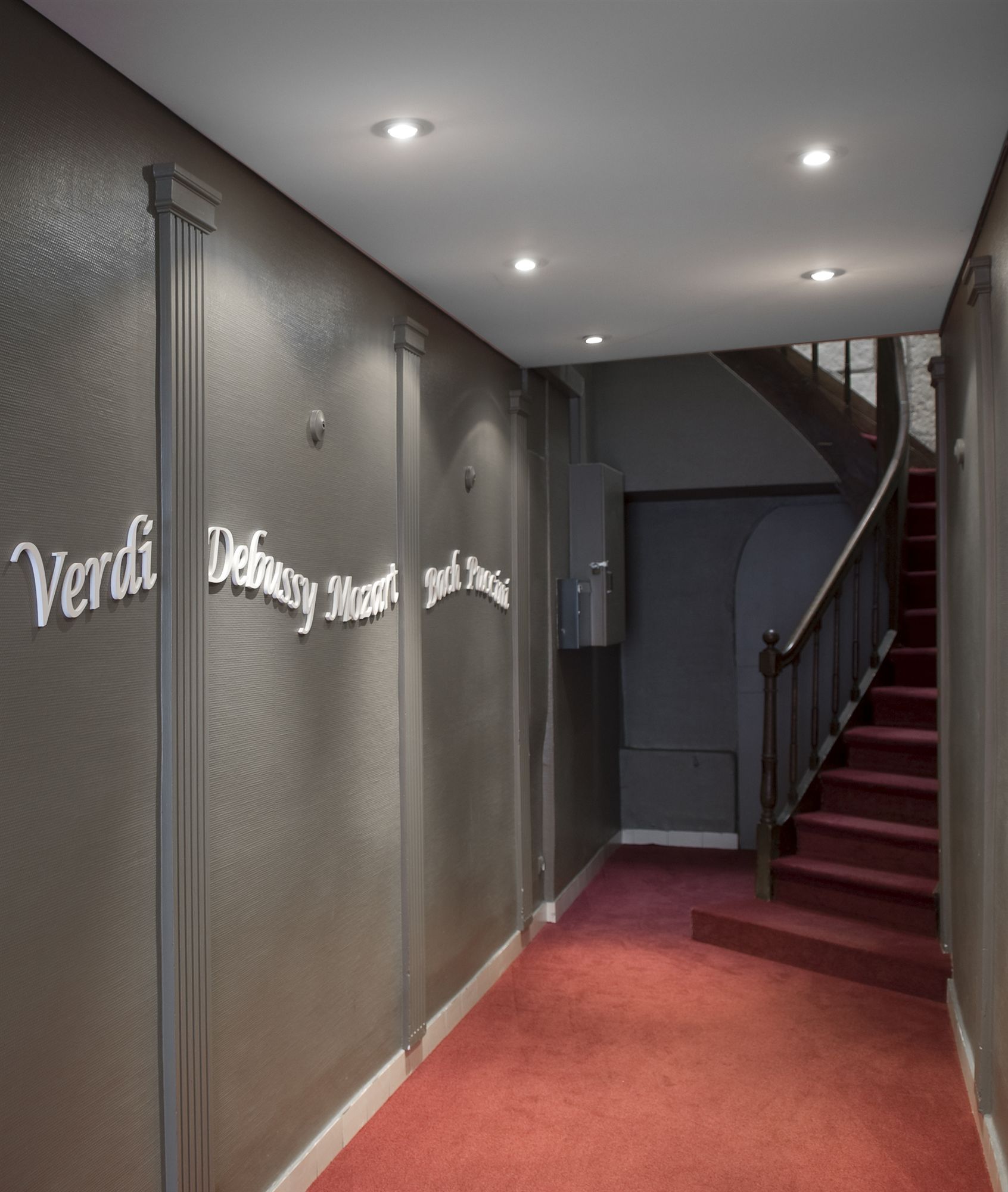 Фото Hôtel du Théâtre