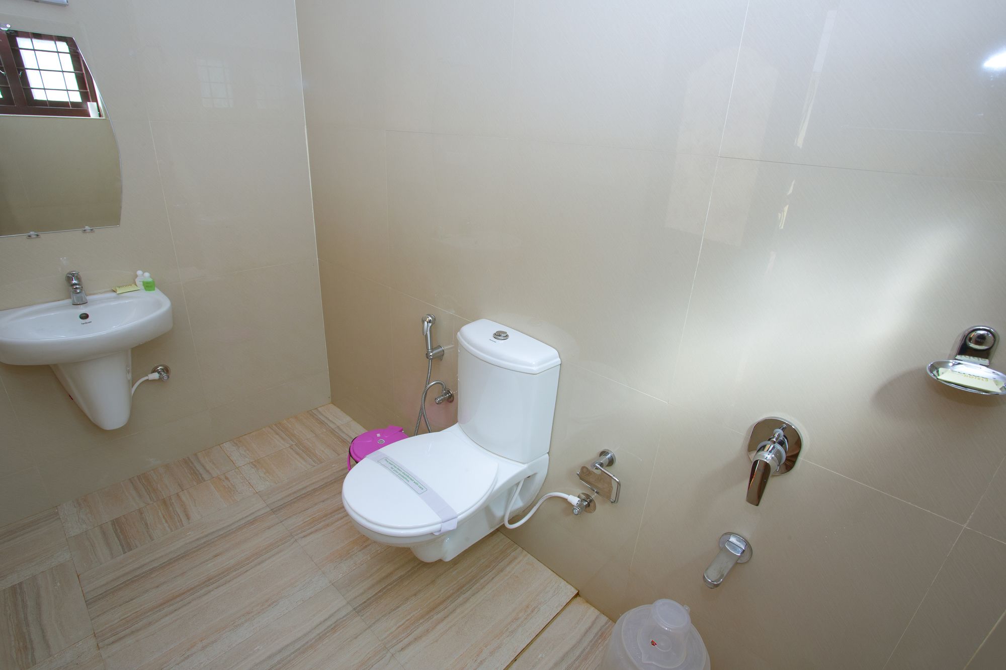 Фото Misty Lake Resort