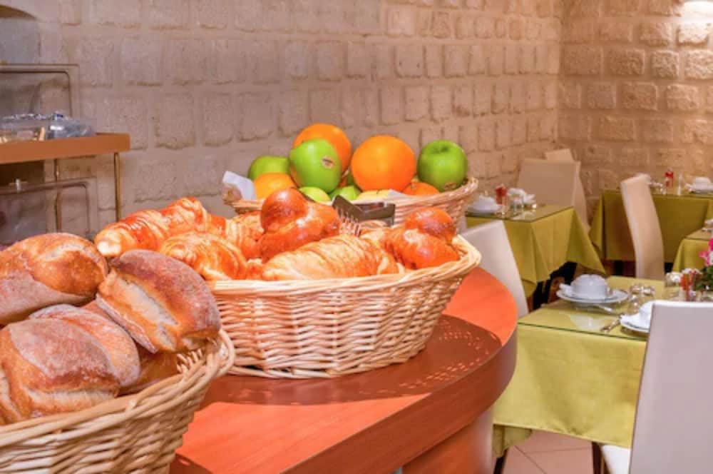 Фото Hotel Opera Deauville