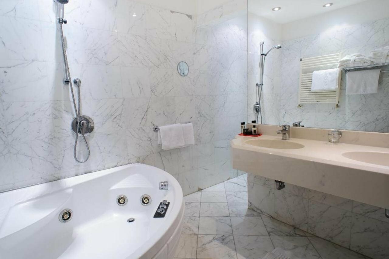 Фото Admiral Art Hotel