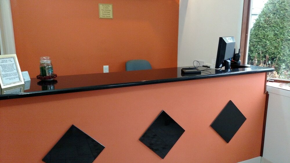 Фото Cocoa Country Inn at Hershey