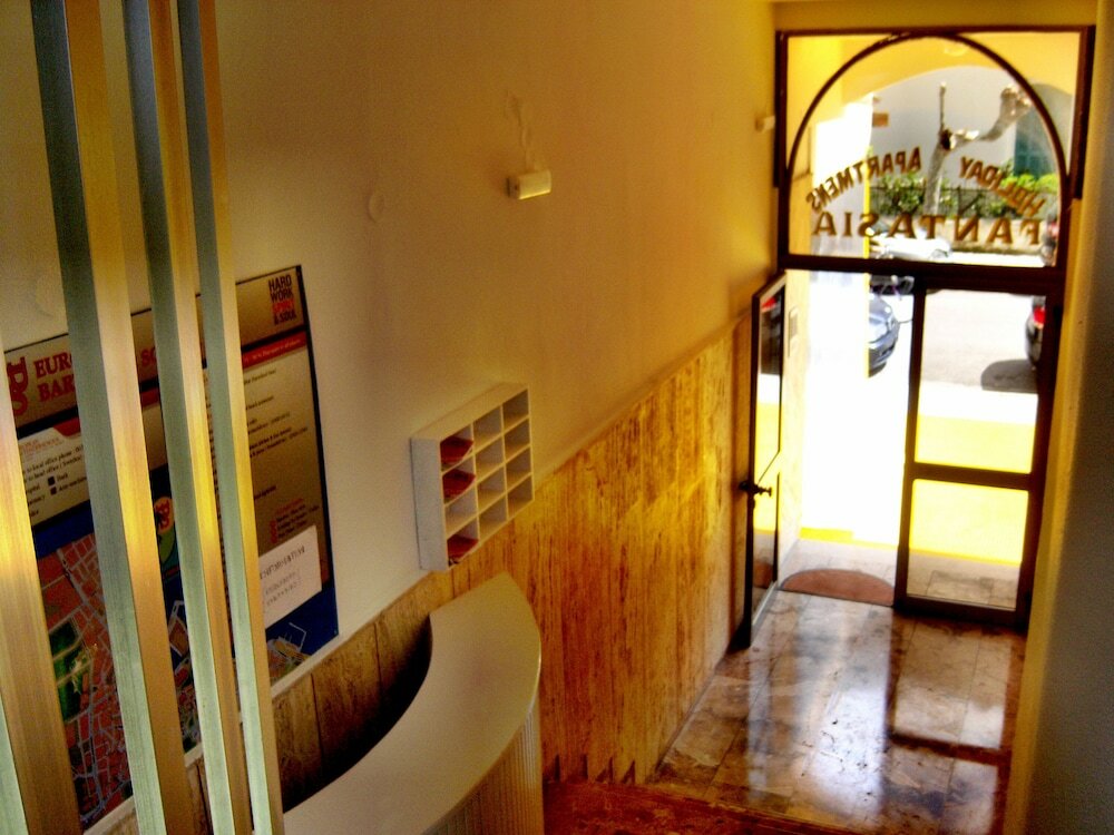 Фото Fantasia Hotel Apartments