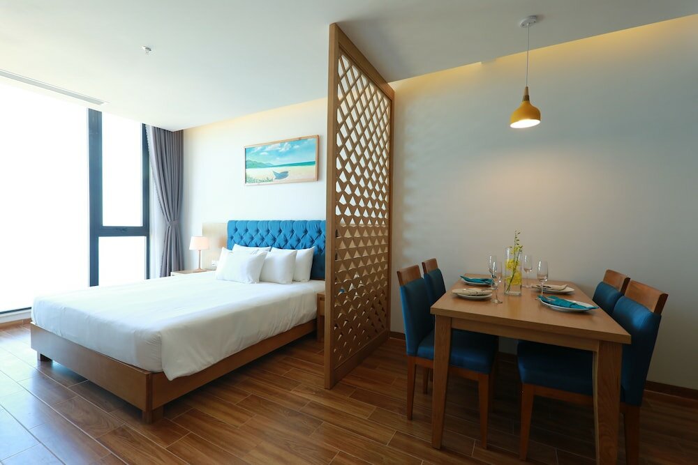 Фото Seashore Hotel & Apartment