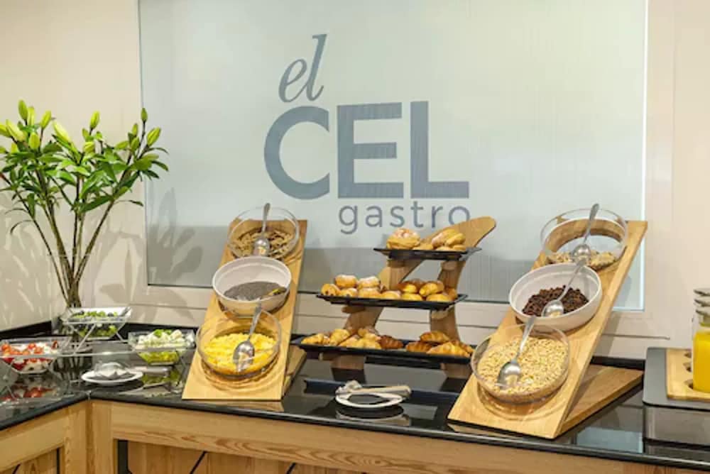 Фото Hotel The Sky – Adults Only