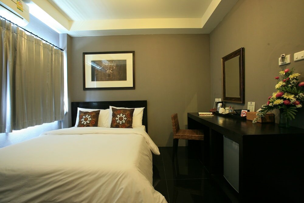 Фото Lilu Chiangmai Hotel