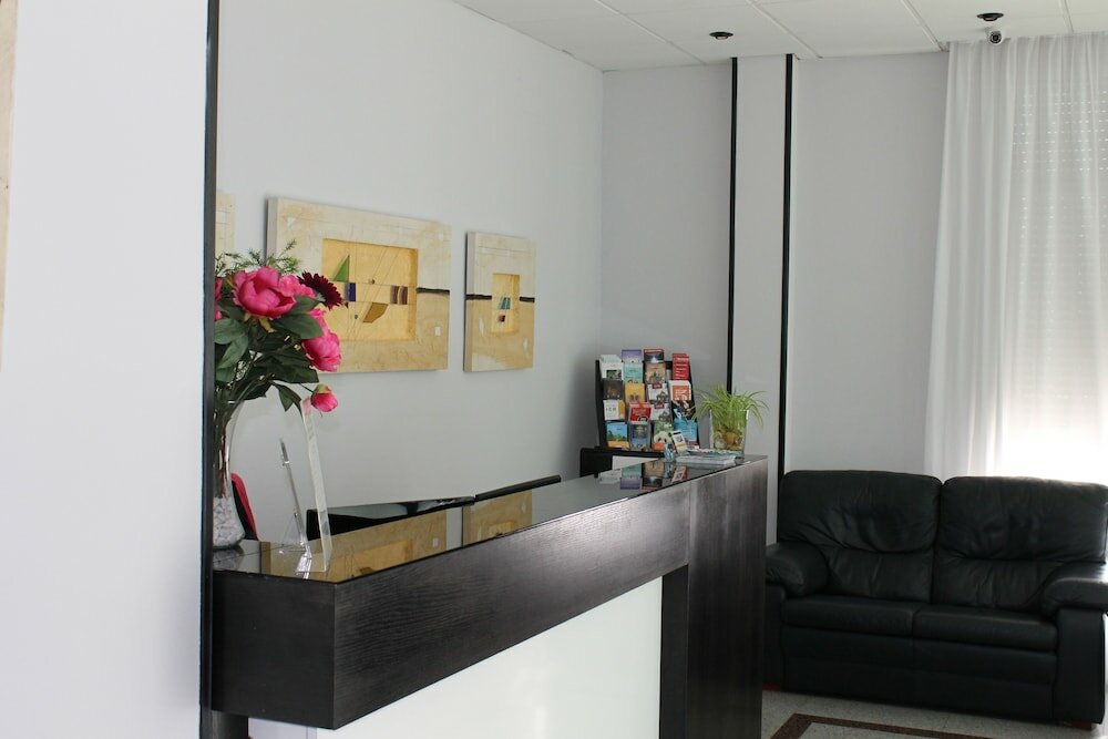 Фото Hotel Barajas Plaza