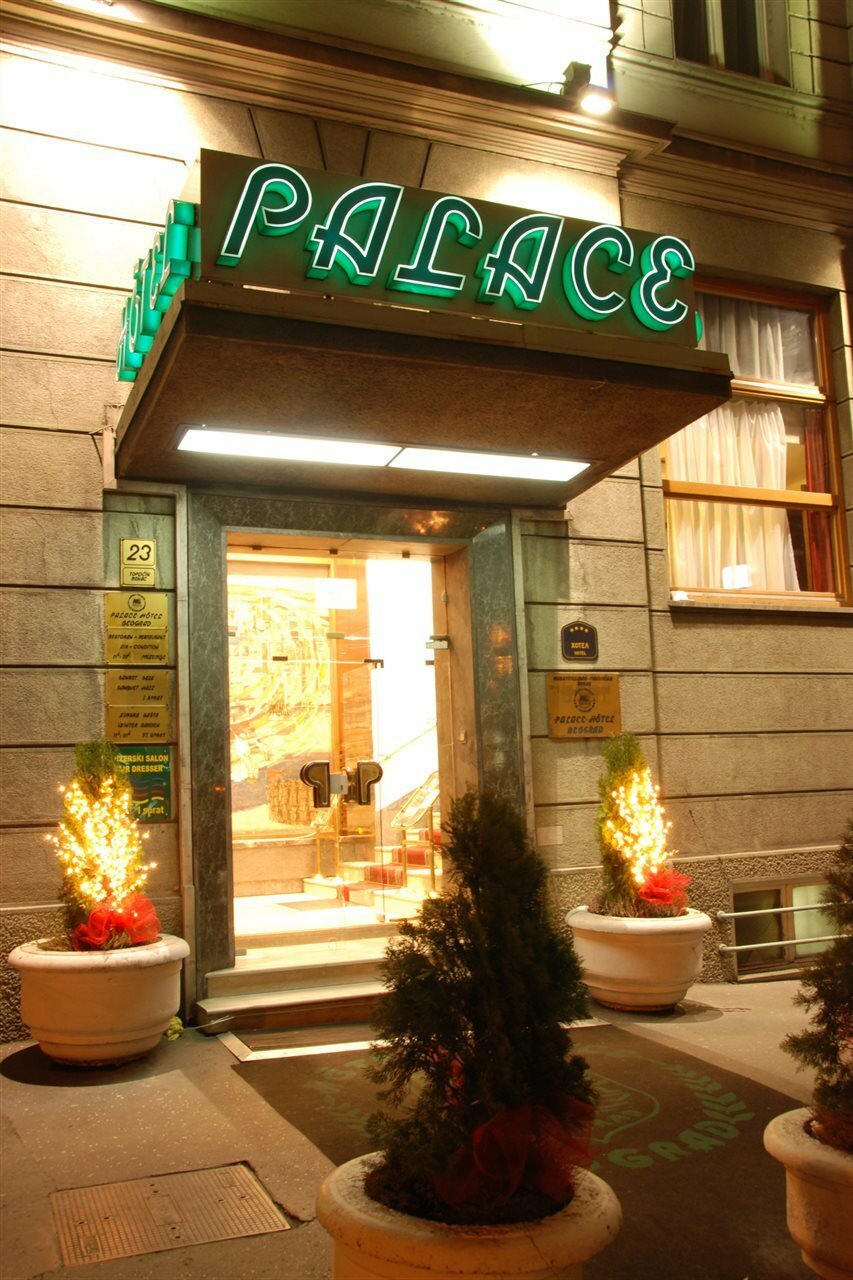 Фото отеля 1