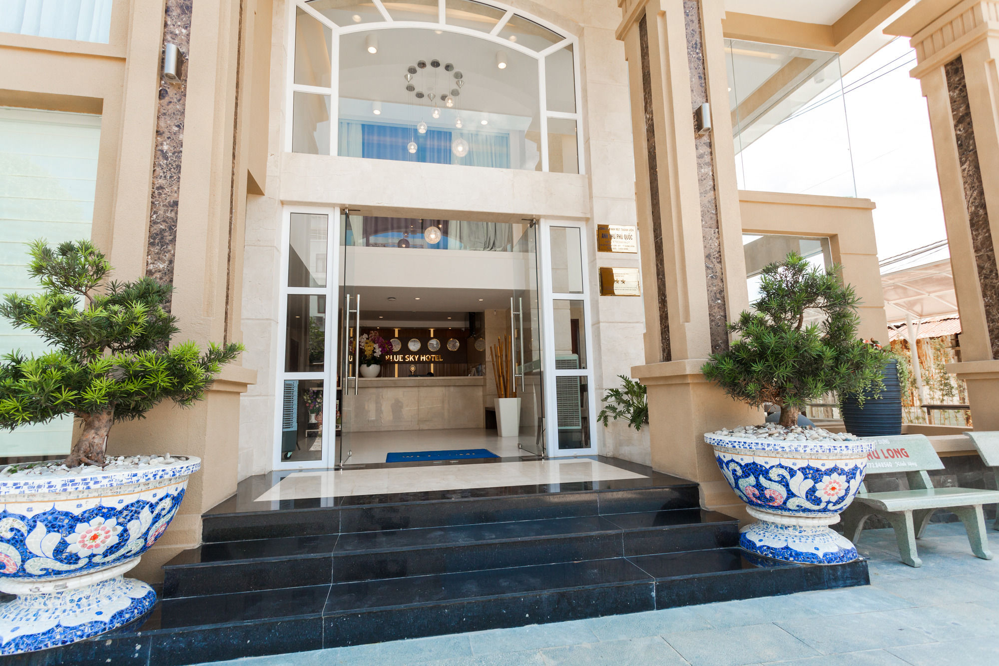 Фото Blue Sky Phu Quoc Hotel