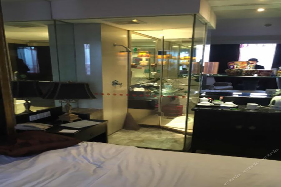 Фото Minghao Hotel