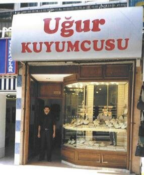 متجر مجوهرات Ugur Kuyumcusu ، انيمهالي، صورة