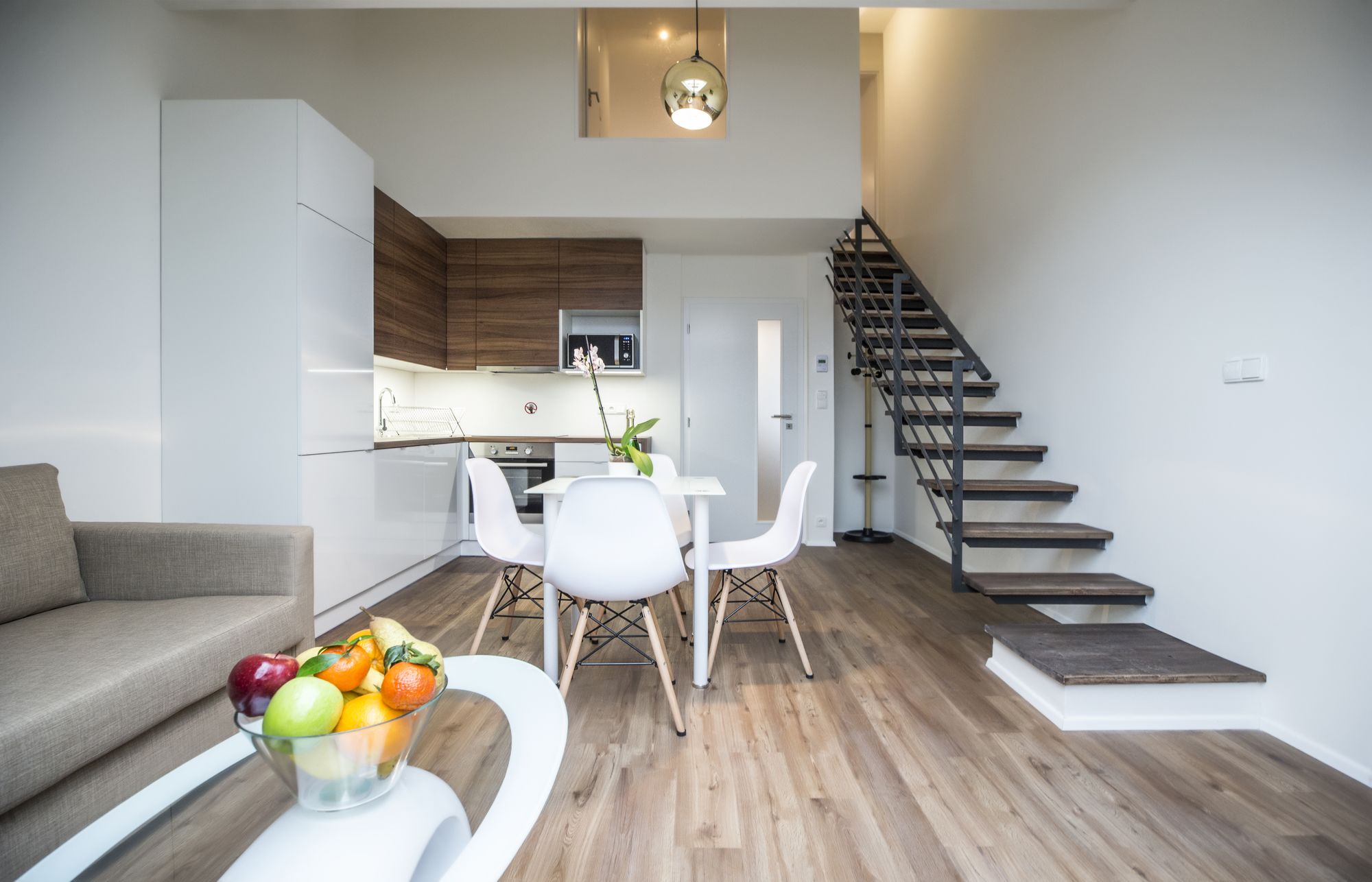 Фото 74879398698