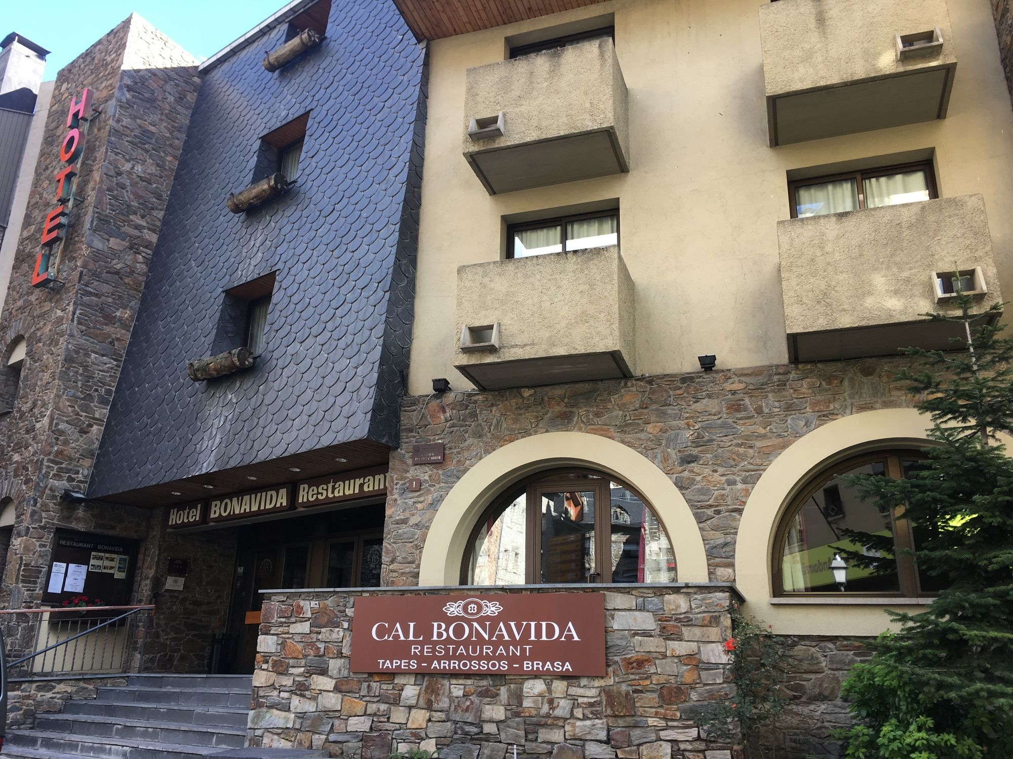 Фото Hotel Bonavida