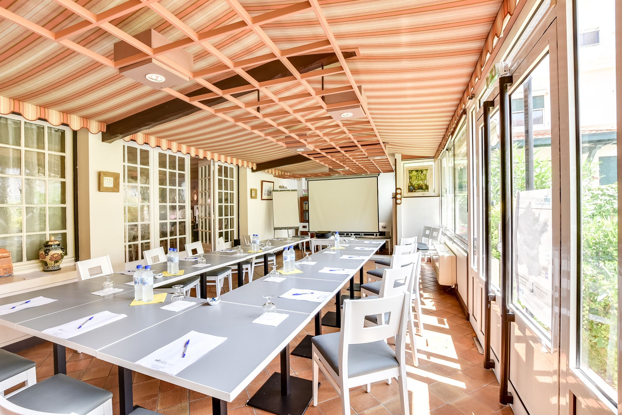 Фото Hotel Marbella