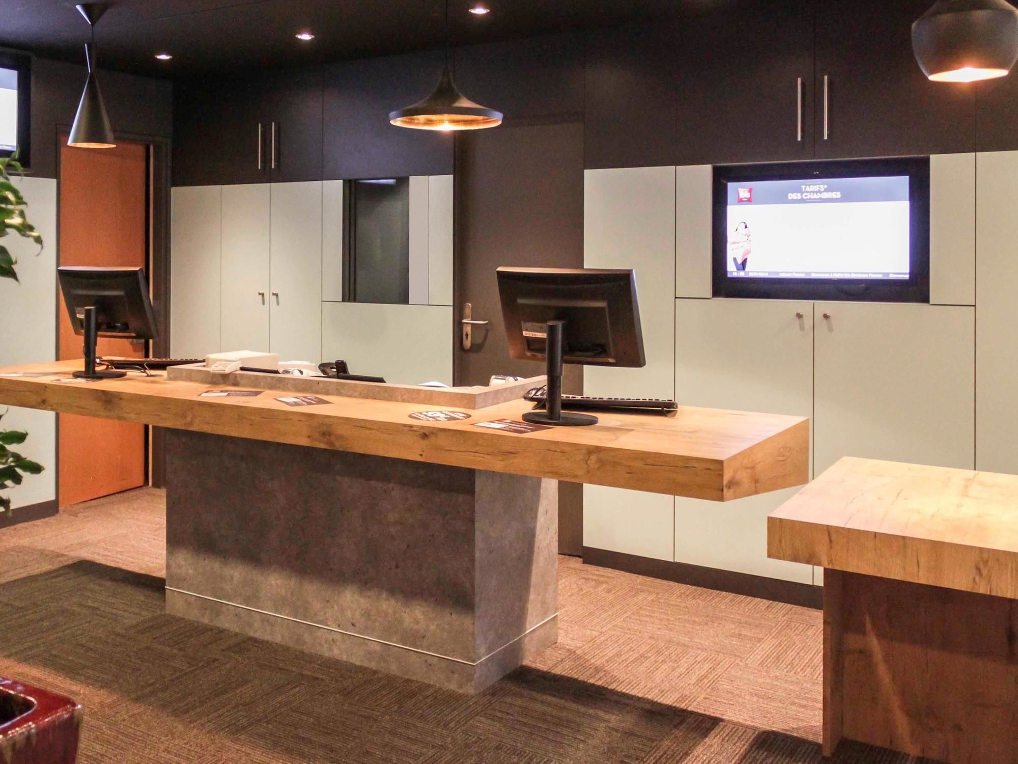 Фото Ibis Bordeaux Pessac Route des Vins Hotel