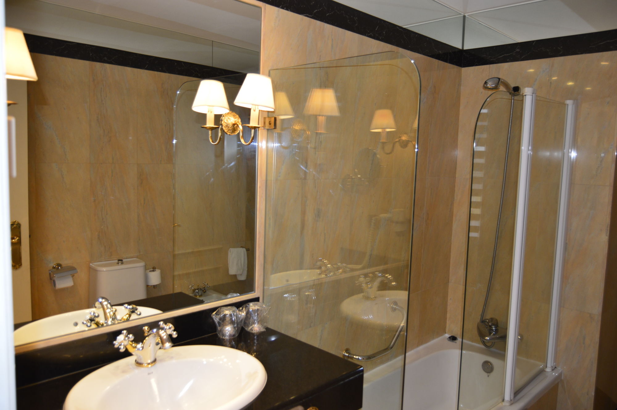 Фото Barceló Ourense