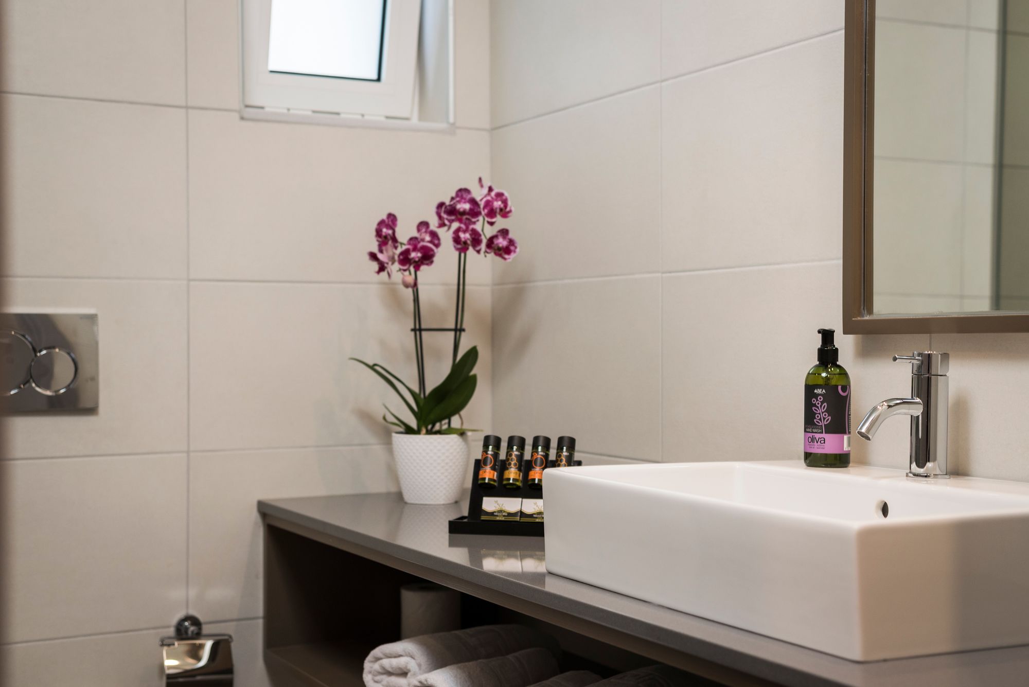 Фото Irini Stalos Apartments