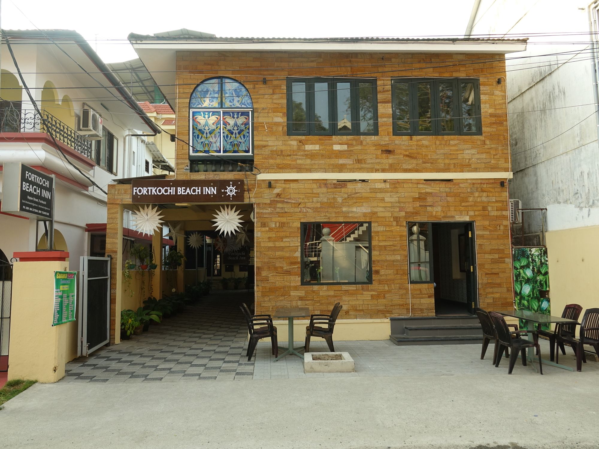 Фото отеля 1