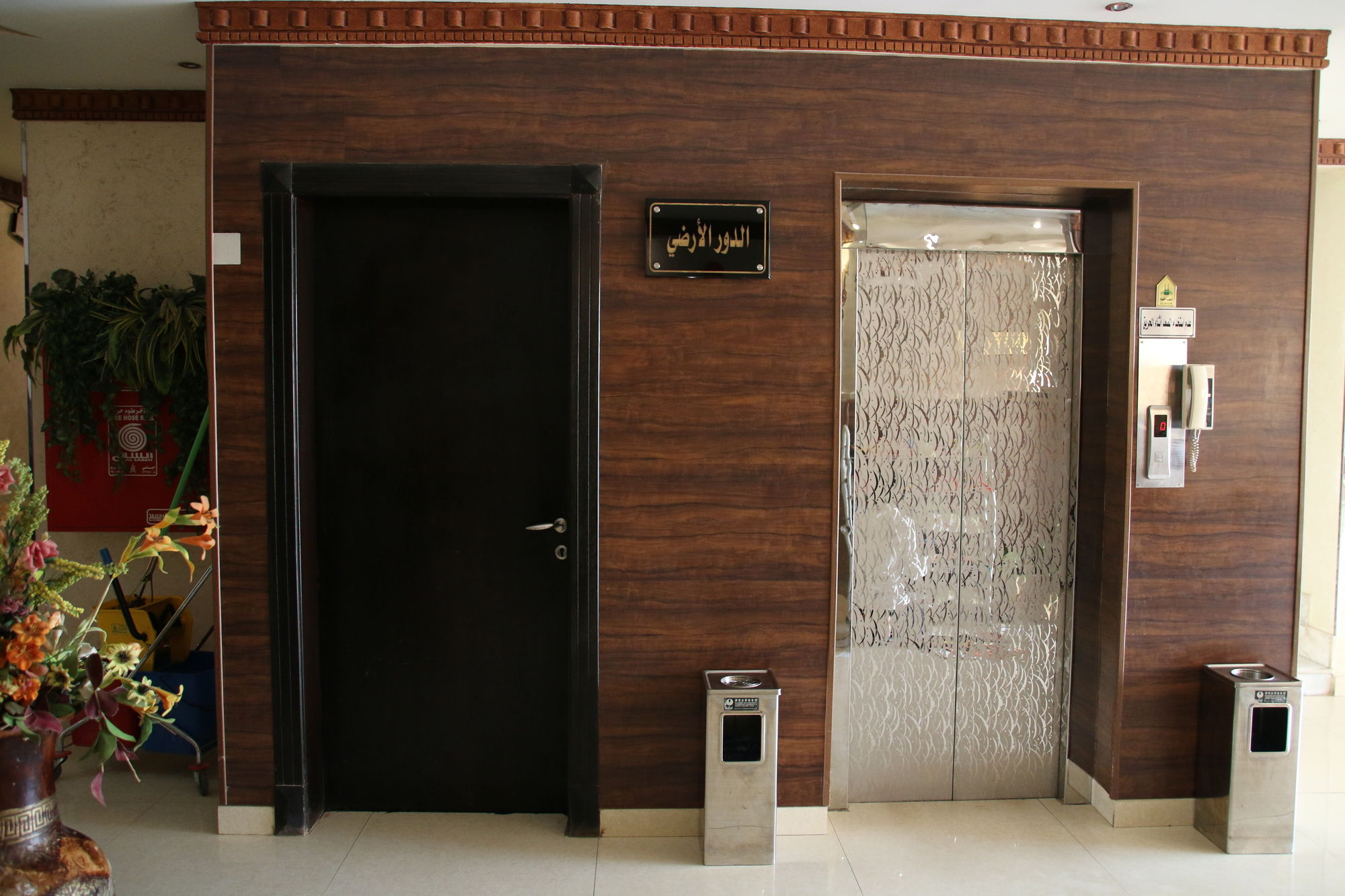 Фото Dorar Darea Hotel Apartments - Al Mughrizat