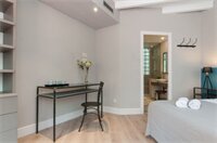 Фото Weflating Suites Sant Antoni Market